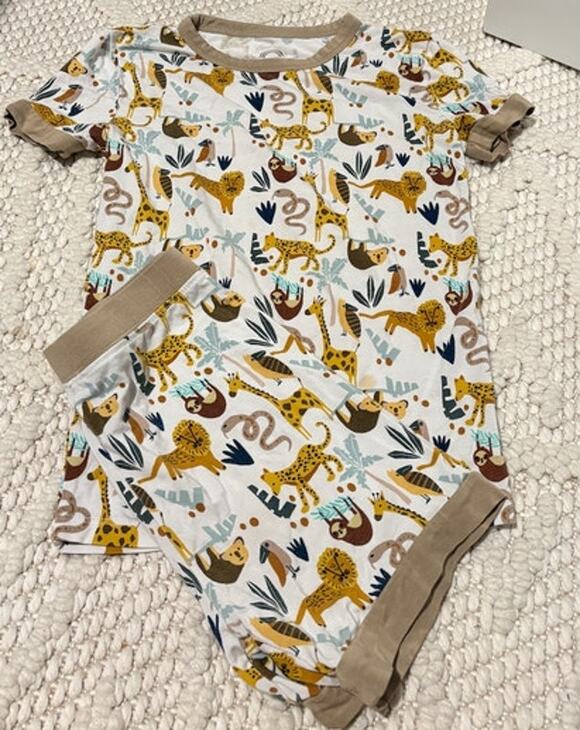 Emerson & Friends Other - Emerson & Friends Jungle Print Bamboo PJ Set Size 6/7